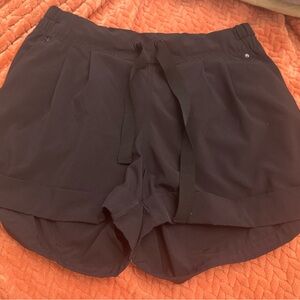 Lululemon On The Fly Shorts Black Elastic Waist Pockets